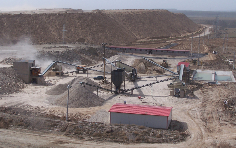 細(xì)沙回收機(jī)和沉淀池 細(xì)沙回收機(jī)和沉淀池.jpg